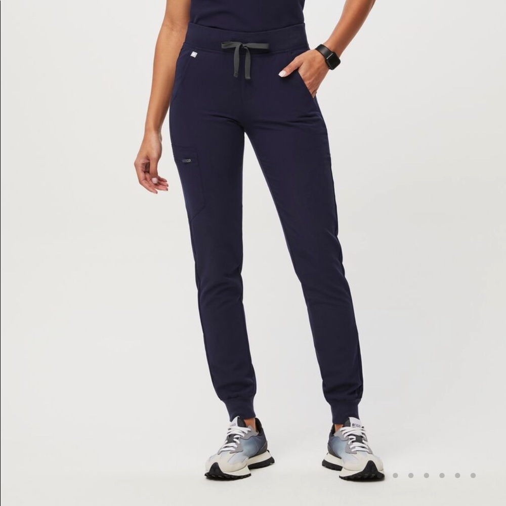 FIGS Navy Zamora Jogger Scrub Pants- Small